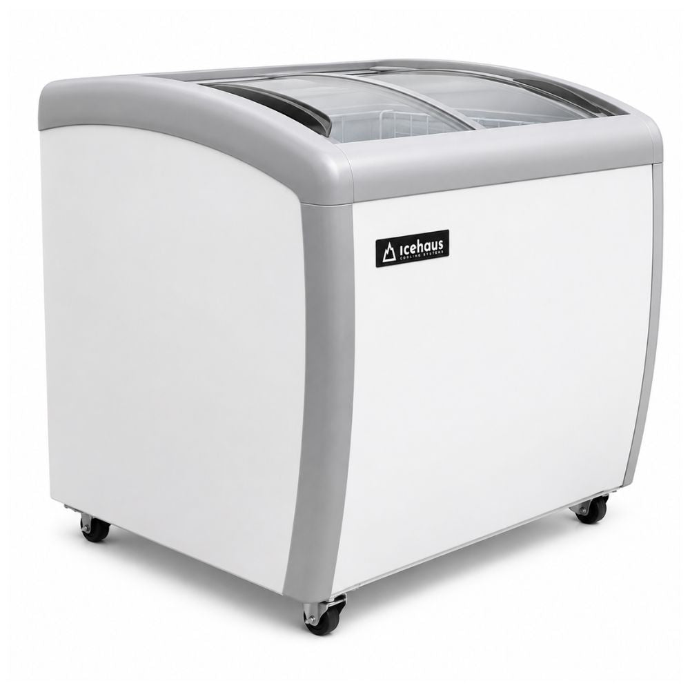 Congelador Icehaus CHPC-260, puerta de cristal curva.